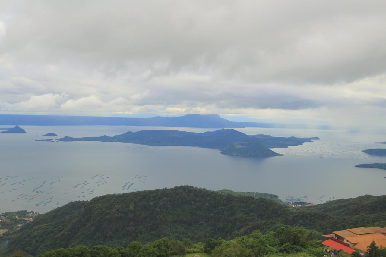 Taal View Room Tagaytay Staycation with WIFI Tagaytay City Zewnętrze zdjęcie